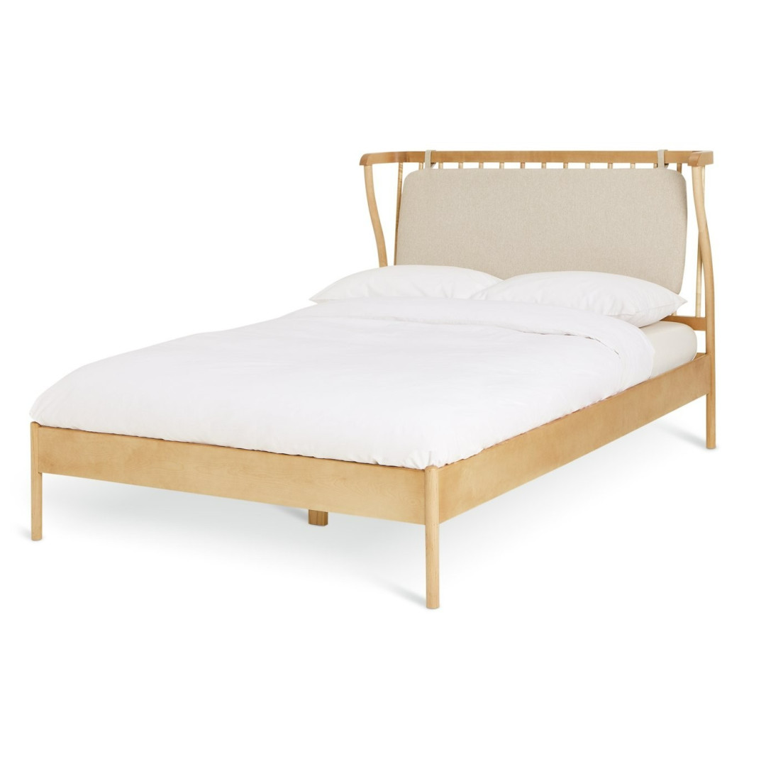 Hugh Wooden Kingsize Bed - Light Wood | Comfort Retro Look Bed Hugh Wooden Kingsize Bed - Light Wood | Comfort Retro Look Bed