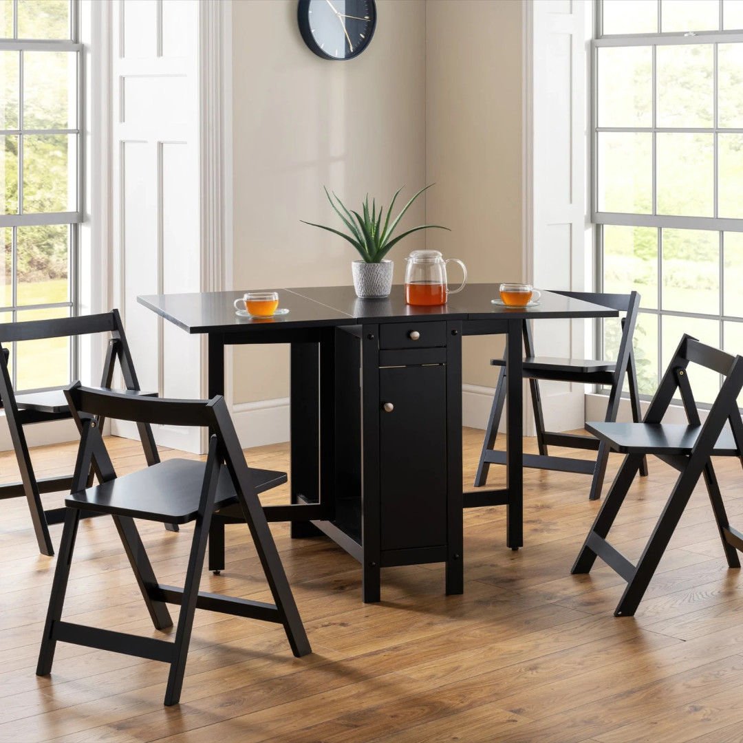 Julian Bowen Savoy Extending Oak Dining Table & 4 BLACK | Home dining set Julian Bowen Savoy Extending Oak Dining Table & 4 BLACK | Home dining set