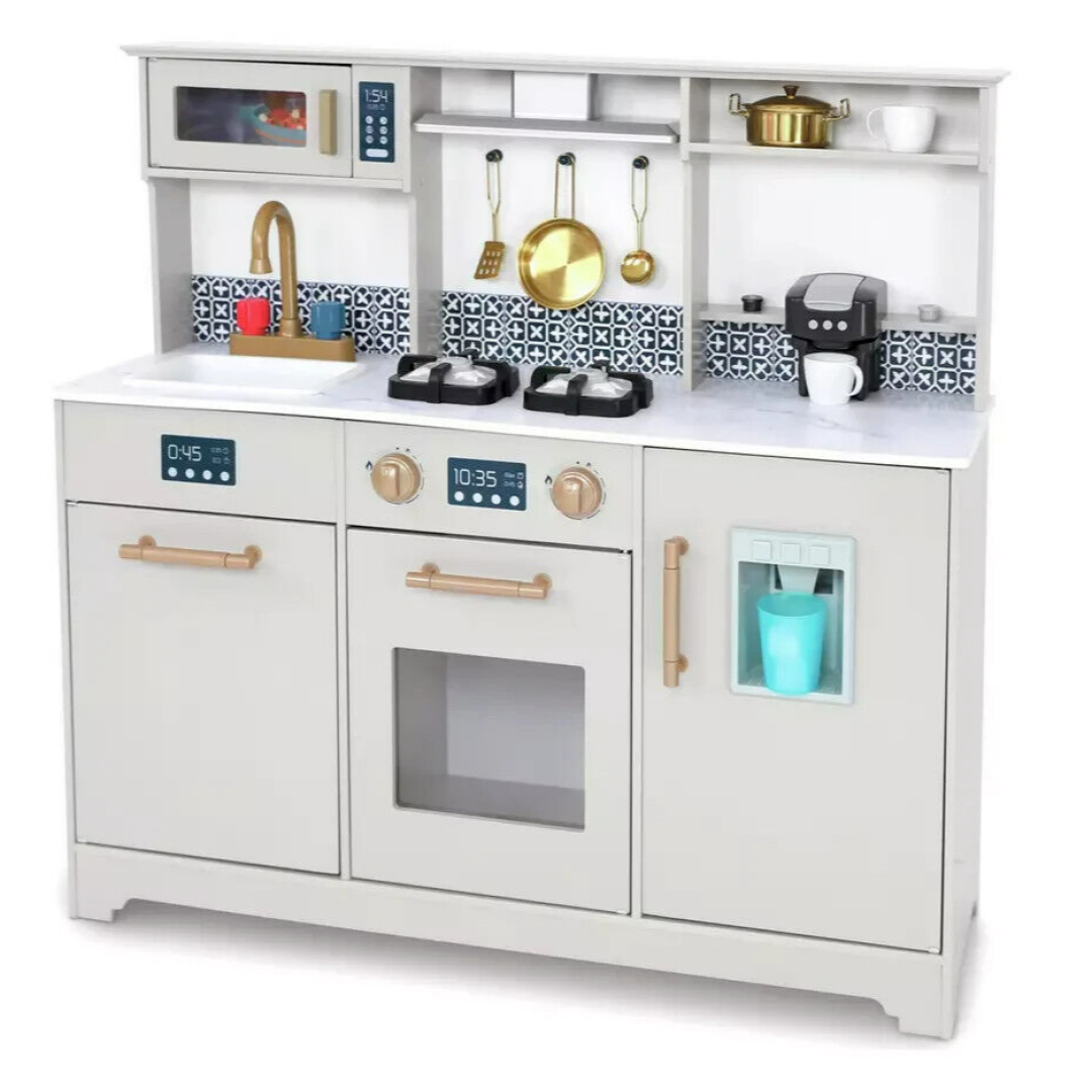 Wooden Shaker Styled Kitchen Wooden Shaker Styled Kitchen